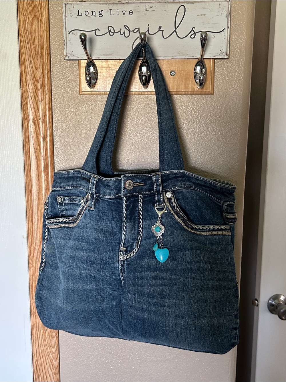 UPCYCLED Denim Shoulder Bag "The Buckoff"